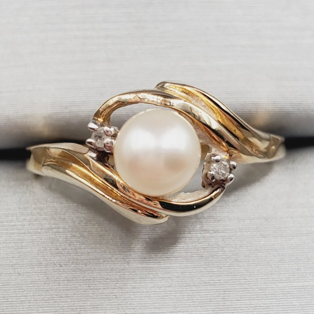 10k Pearl Ring